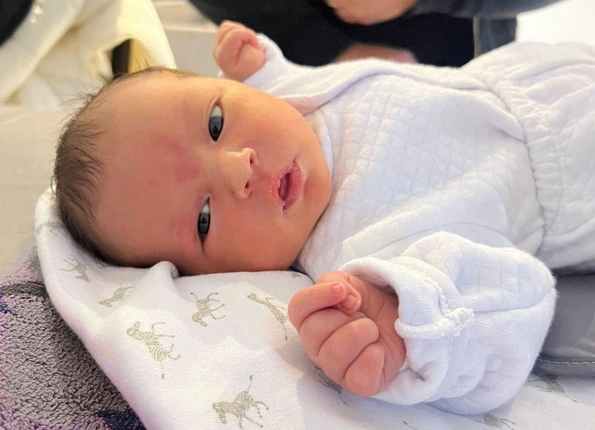 Giovanni sonriendo